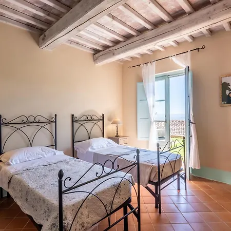 Hotel Cignella Garden In Tuscany Trequanda