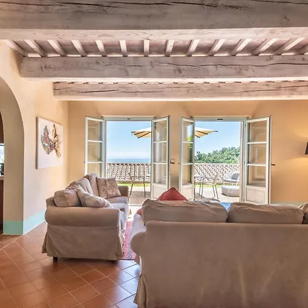 Hotel Cignella Garden In Tuscany
